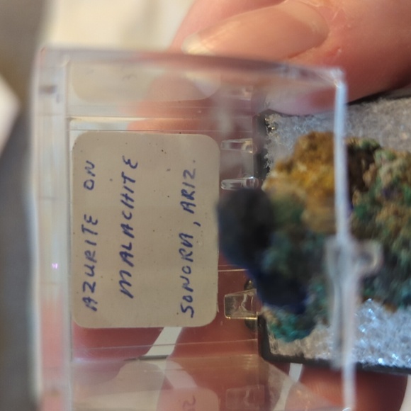 Azurite on malachite raw crystal - Picture 3 of 4